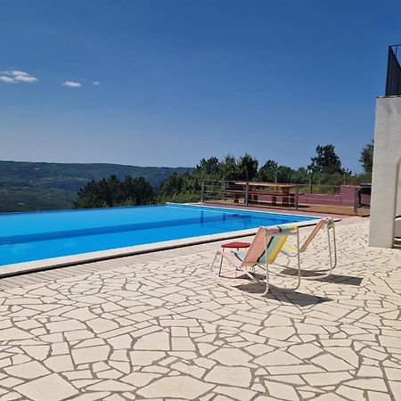 Villa San Silvestro Oprtalj Exterior foto